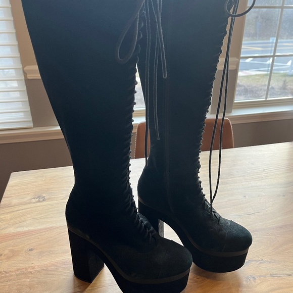 Shellys London Black platform lace up boots, faux suede - Picture 3 of 11